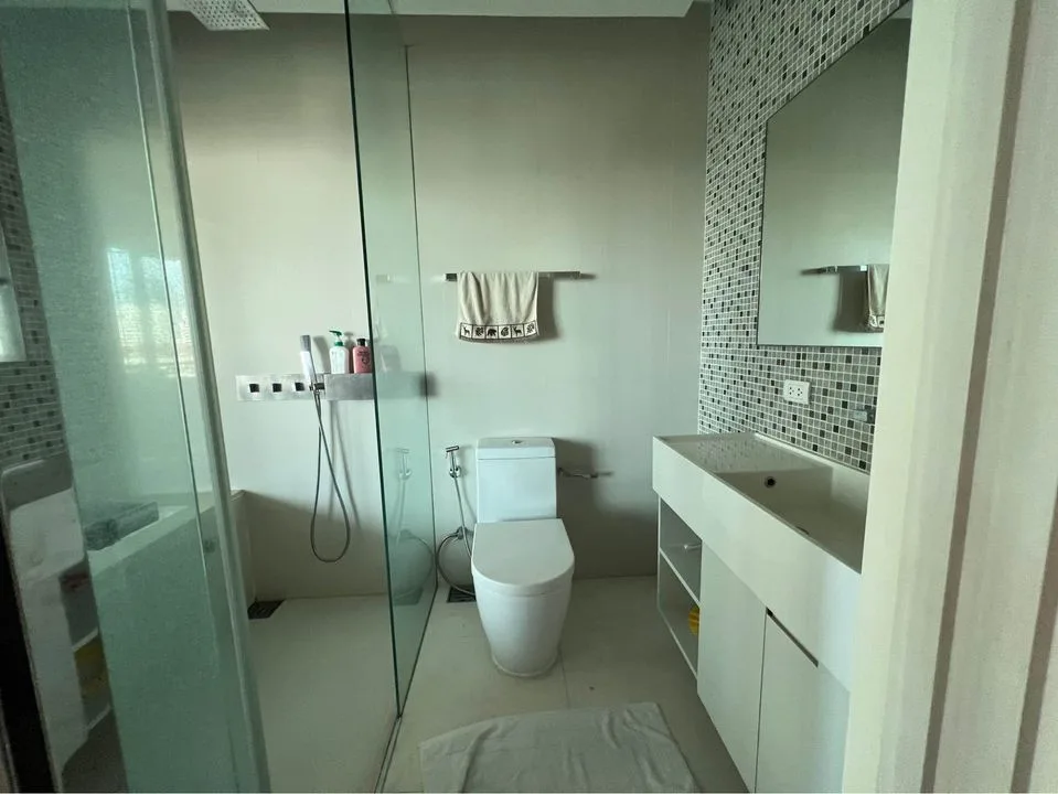 The Room Sukhumvit 21 — photo 13