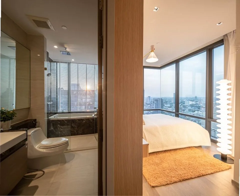 Ashton Silom — photo 7
