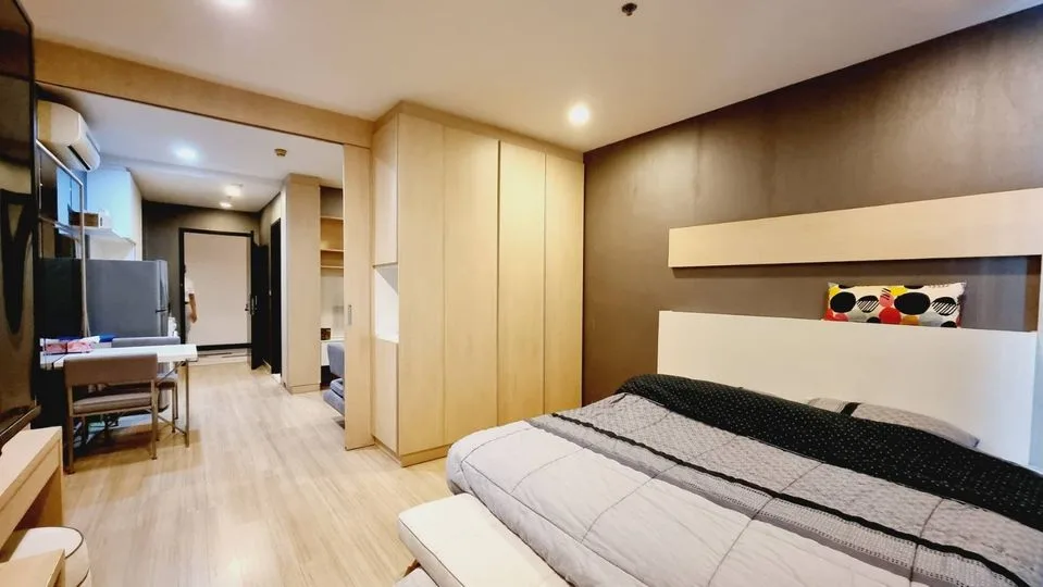 Sky Walk Condominium — photo 4