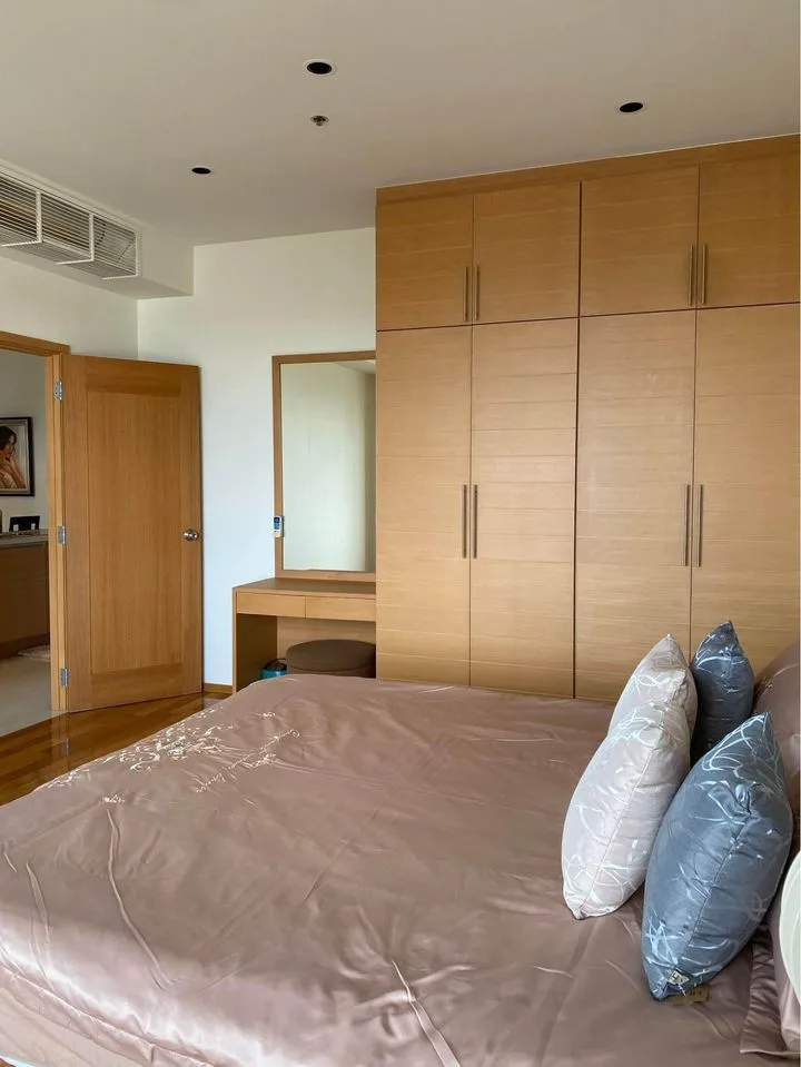 The Emporio Place — photo 6