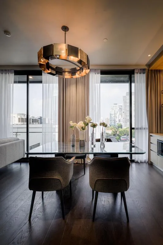 Laviq Sukhumvit 57 — photo 1