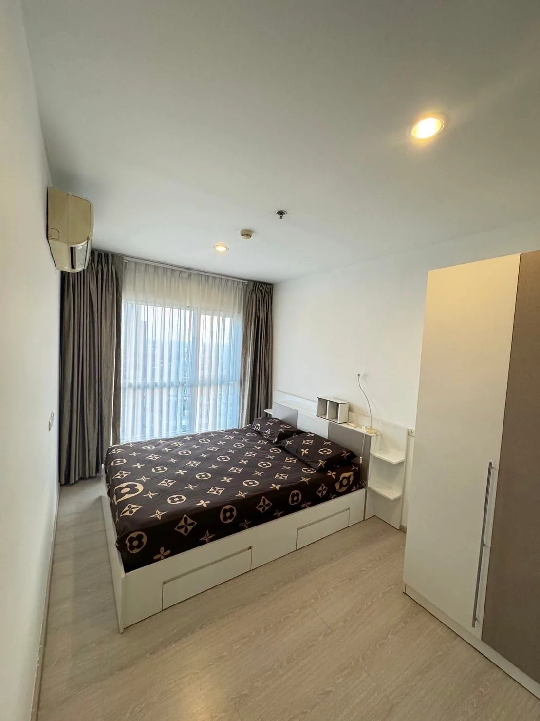 Aspire Sathorn-Taksin Timber Zone — photo 6