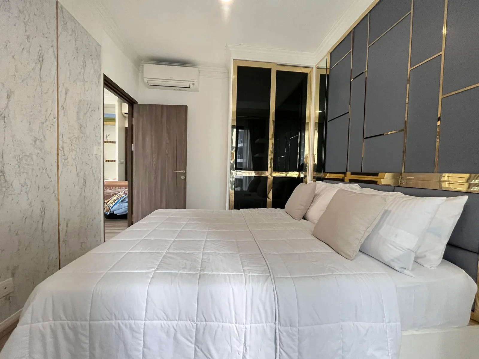 Ideo Mobi Asoke — photo 14