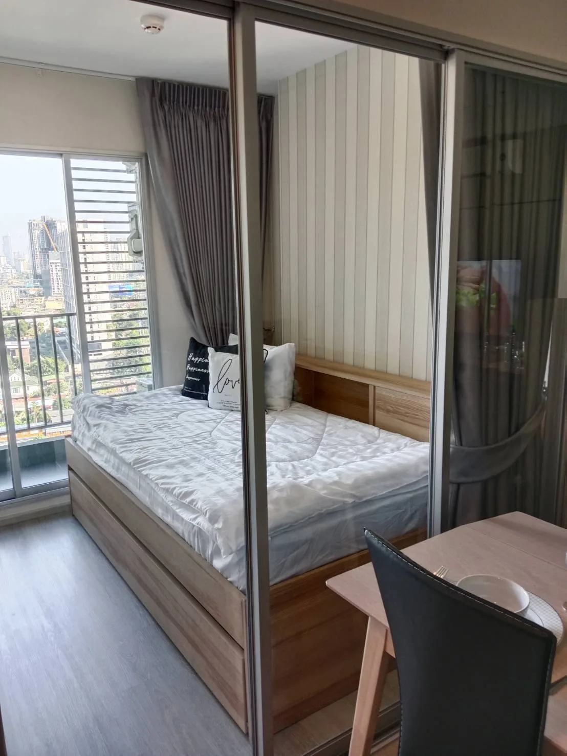 Elio Sathorn - Wutthakat — photo 7
