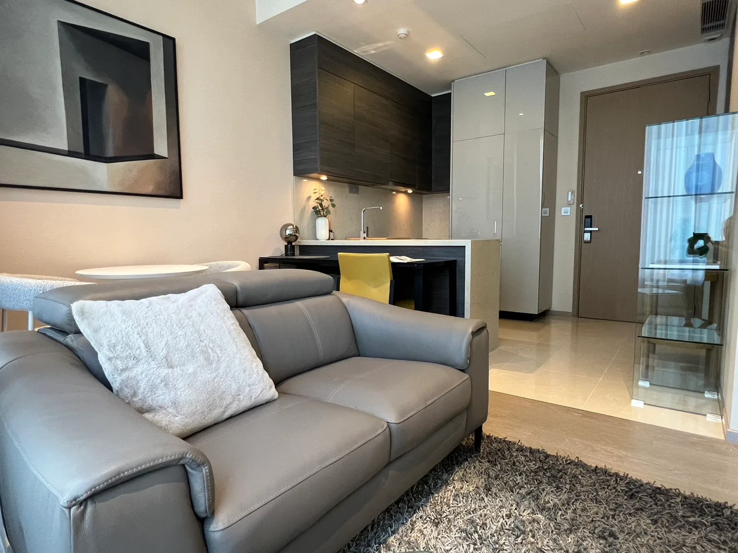 The Esse Asoke — photo 3