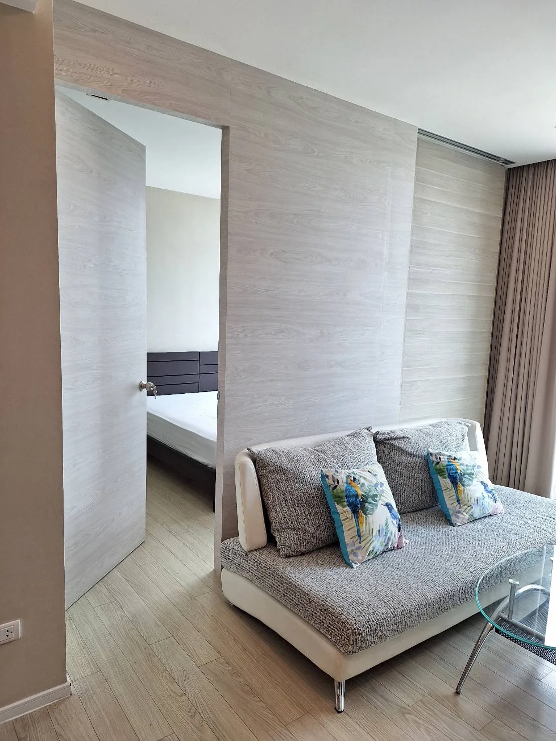 The Room Sukhumvit 21 — photo 2
