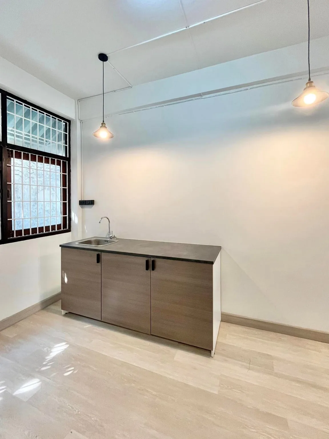Office Thonglor 14 — photo 6