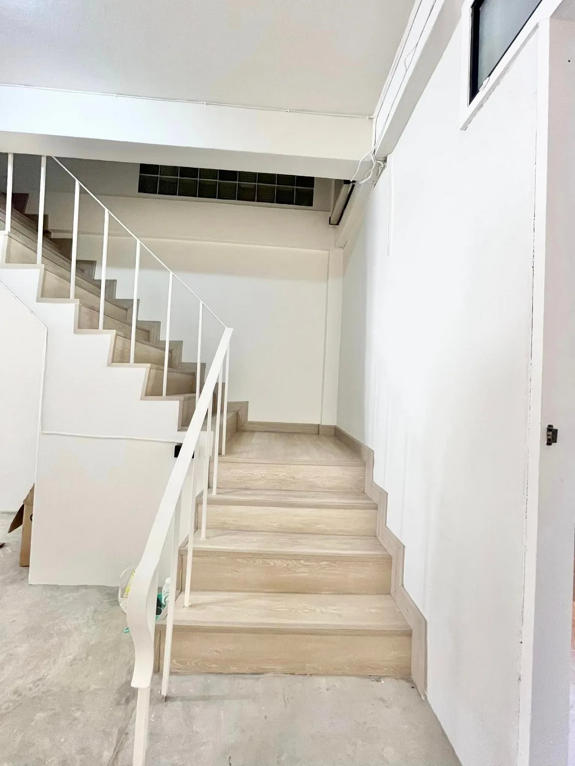 Office Thonglor 14 — photo 9