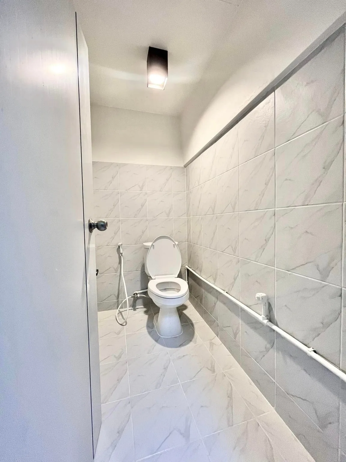 Office Thonglor 14 — photo 10