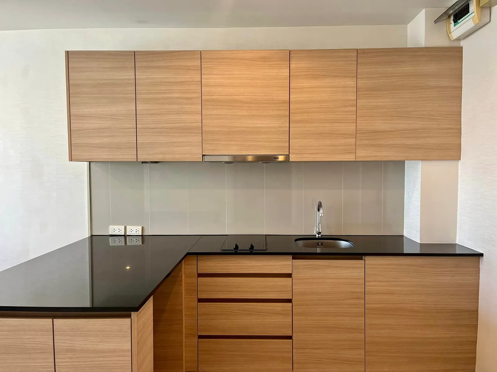 D 25 Thonglor — photo 4