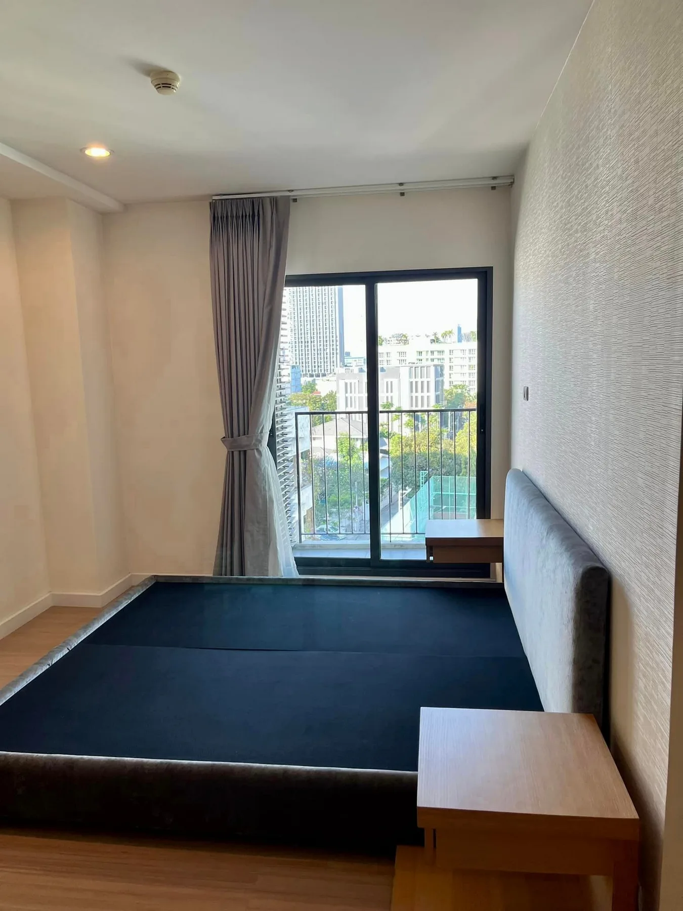 D 25 Thonglor — photo 6