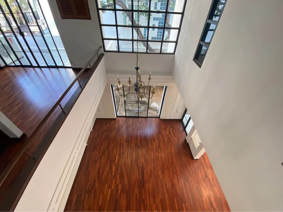Noble house — photo 5