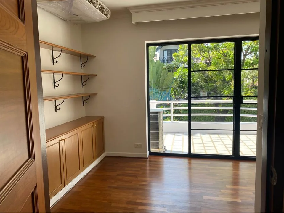 Noble house — photo 10