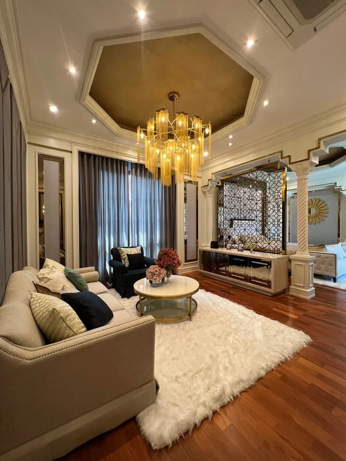 THE GRAND PINKLAO — photo 16
