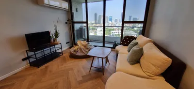 Supalai Place