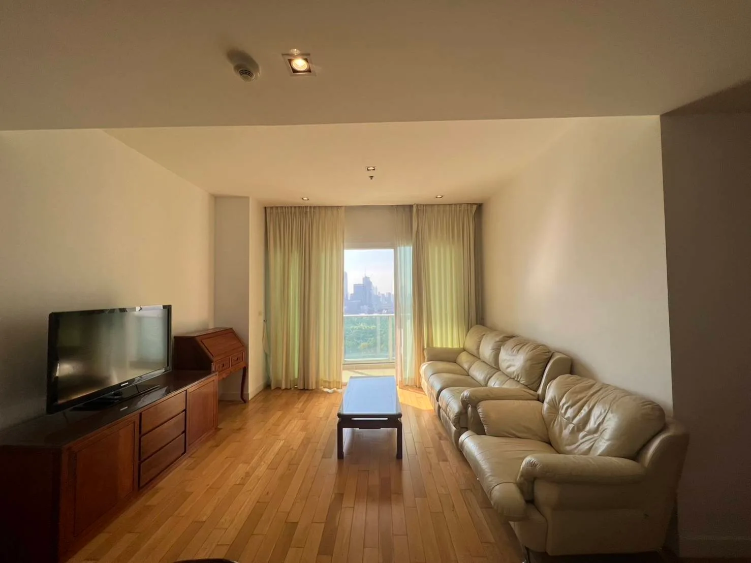 Millennium Residence — photo 2