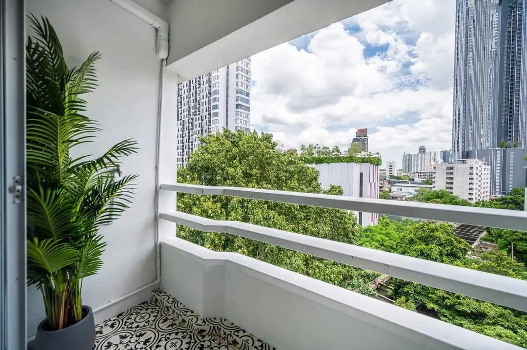 Thonglor Tower — photo 12