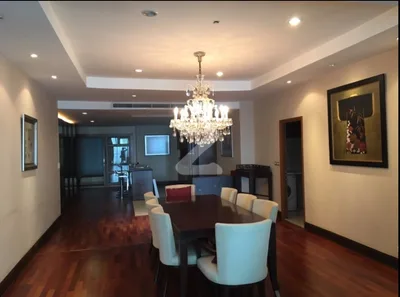 Sky Villas Sathorn