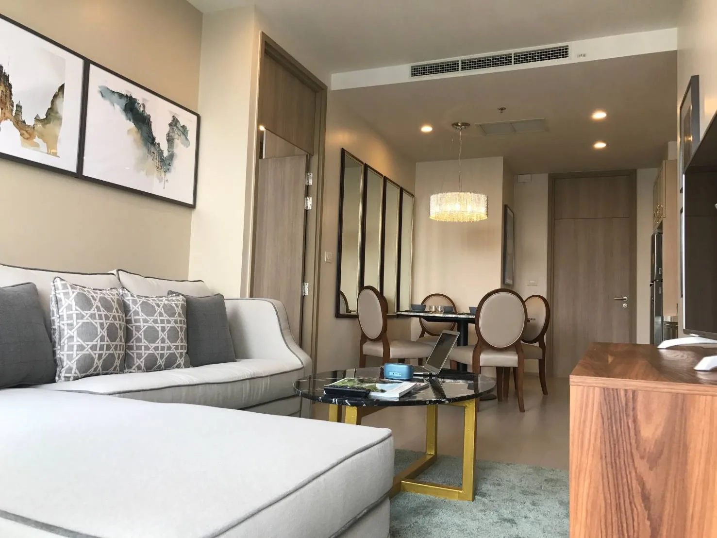 Noble Ploenchit — photo 1