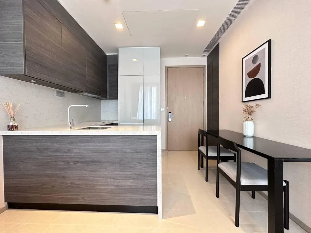 The Esse Asoke — photo 4
