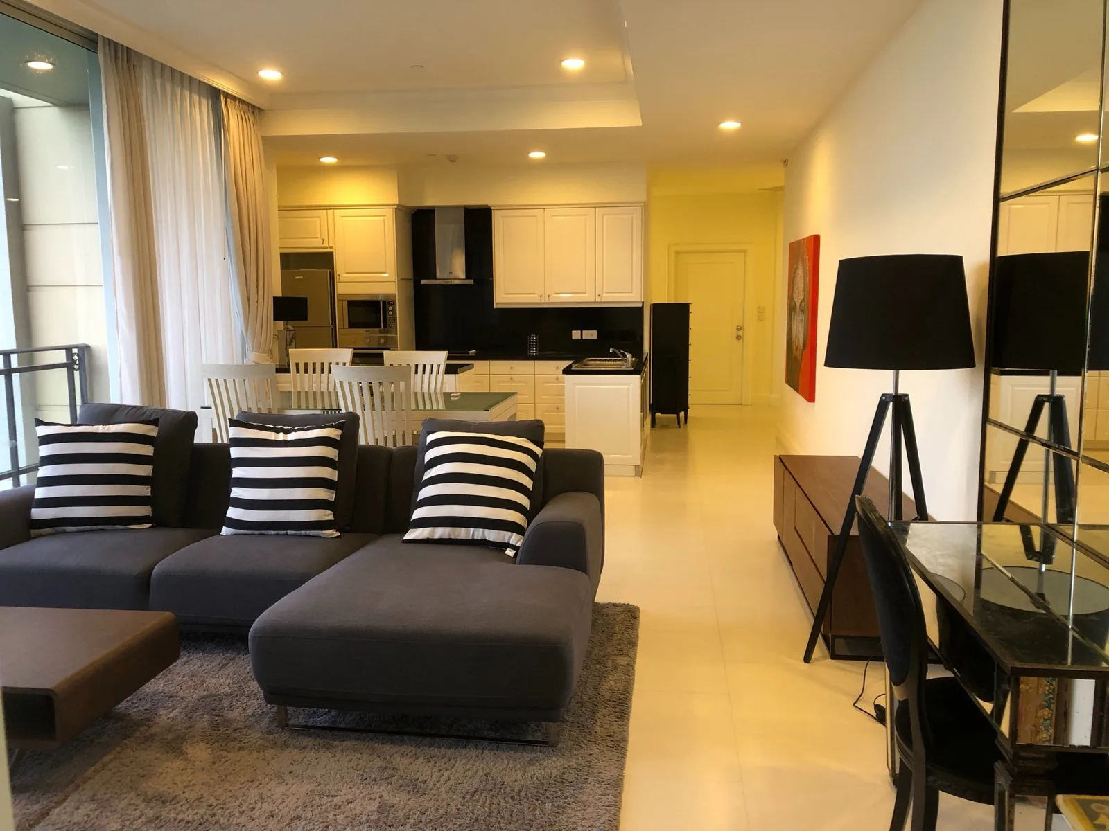 Royce Private Residences — photo 2