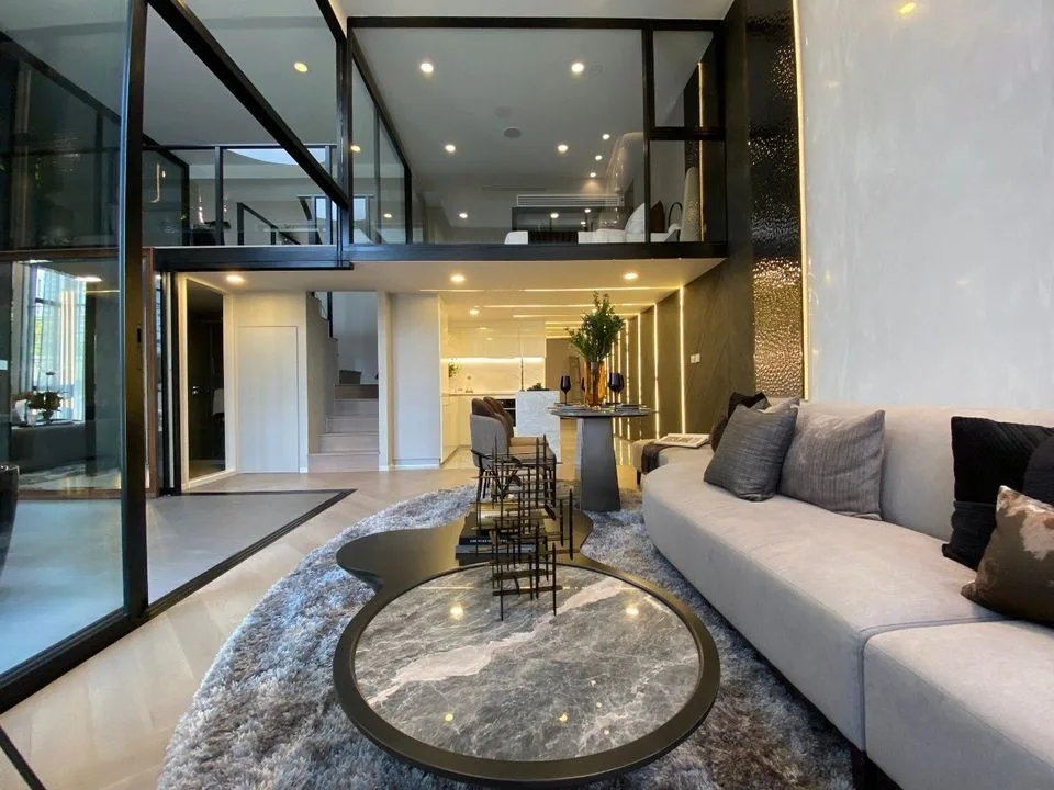 Courtyard Thonglor — photo 1