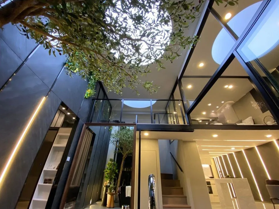 Courtyard Thonglor — photo 8