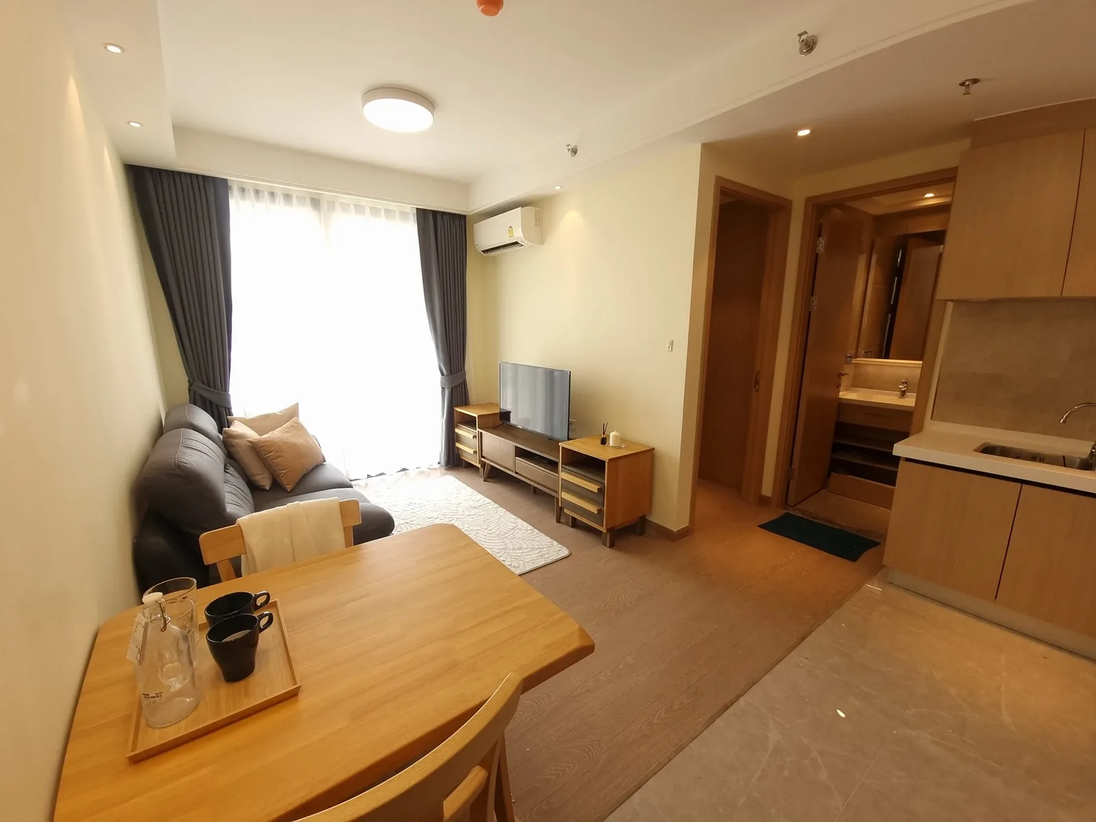 Regal Condo Sathorn-naradhiwas — photo 3