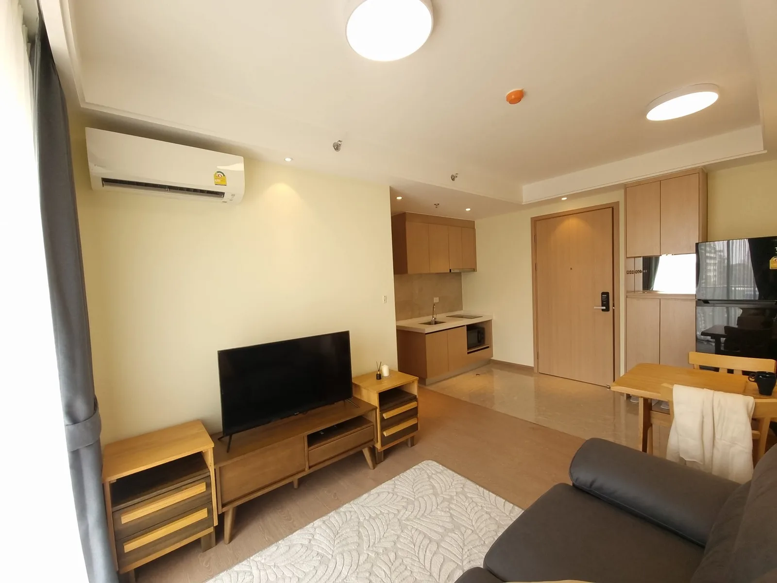 Regal Condo Sathorn-naradhiwas — photo 7