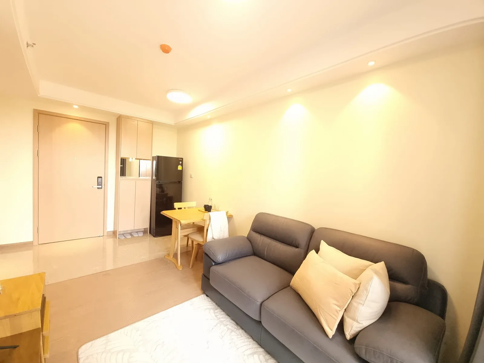 Regal Condo Sathorn-naradhiwas — photo 9