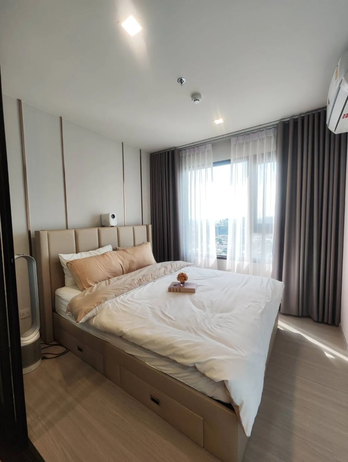 Life Sathorn Sierra — photo 7
