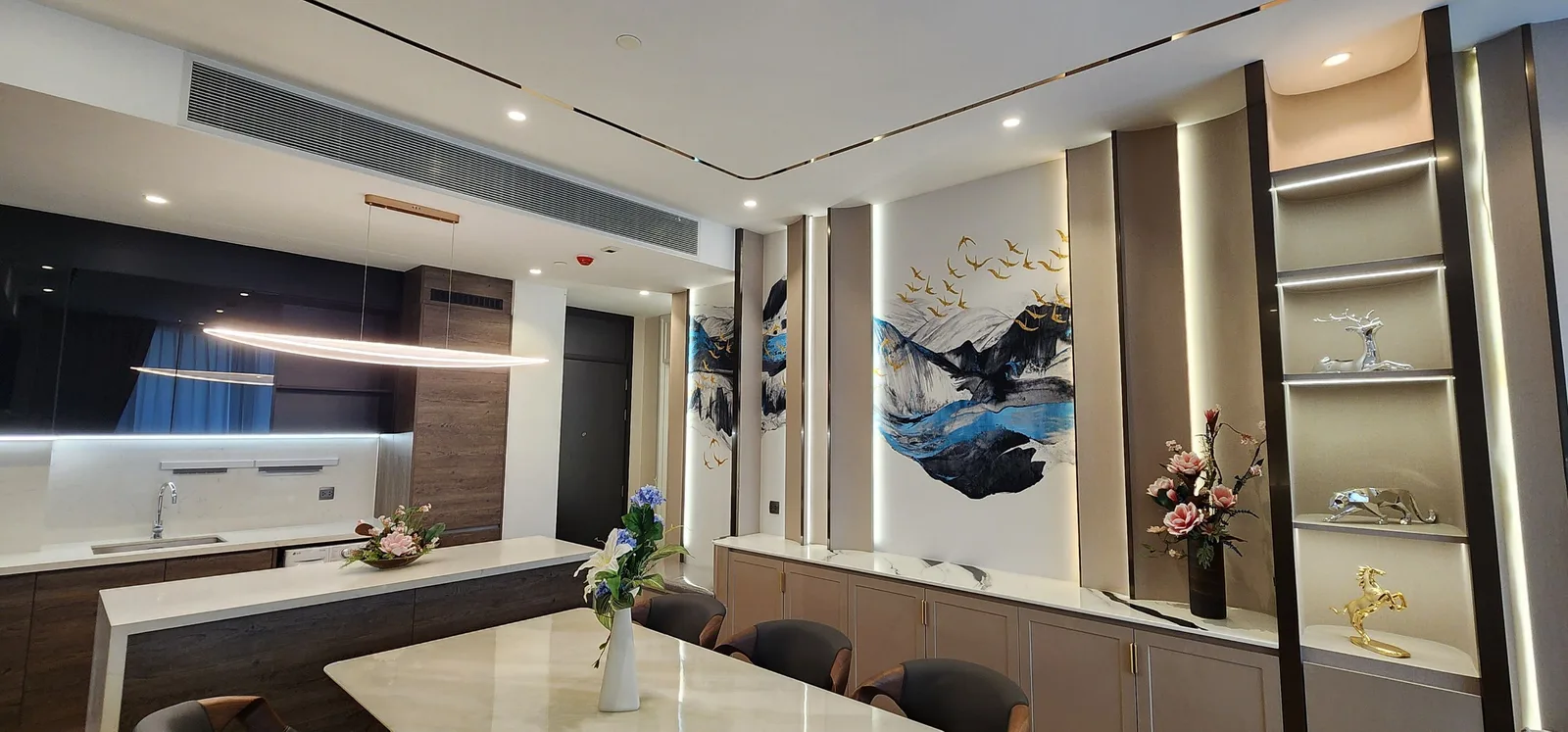 Muniq Langsuan — photo 5