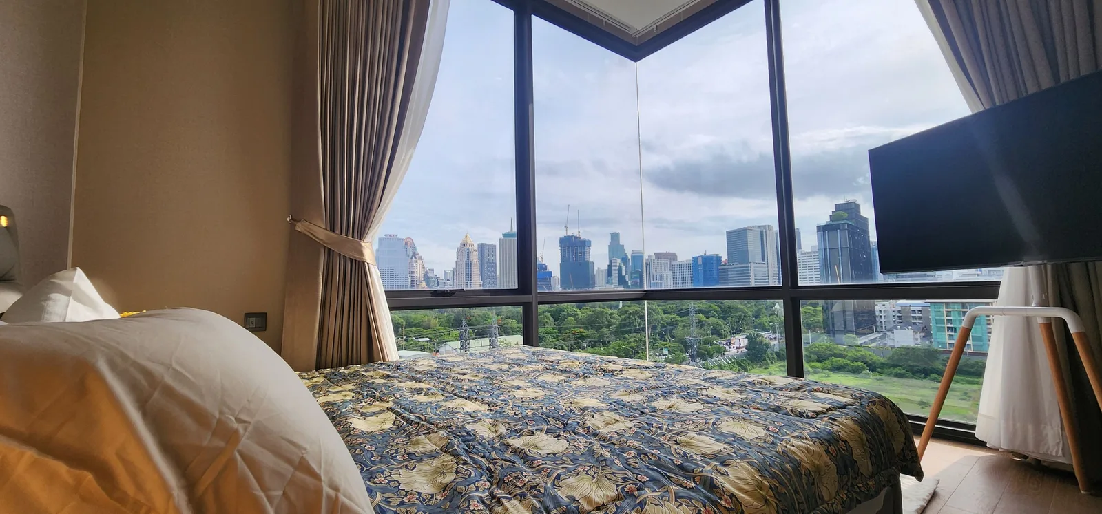 Muniq Langsuan — photo 9
