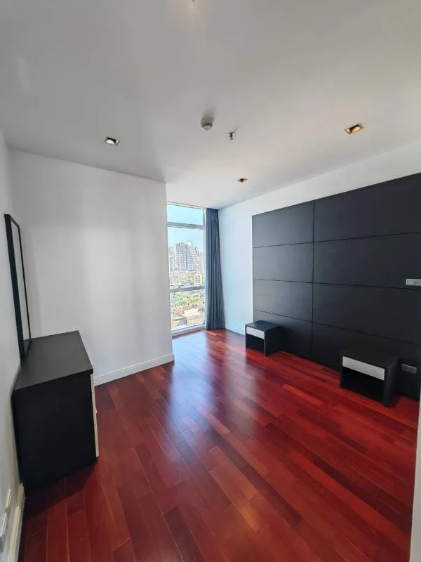 Athenee Residence — photo 4