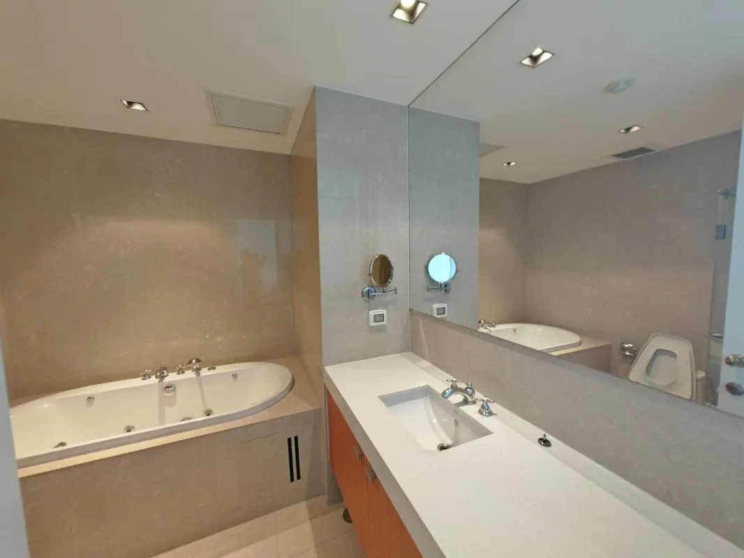Athenee Residence — photo 8