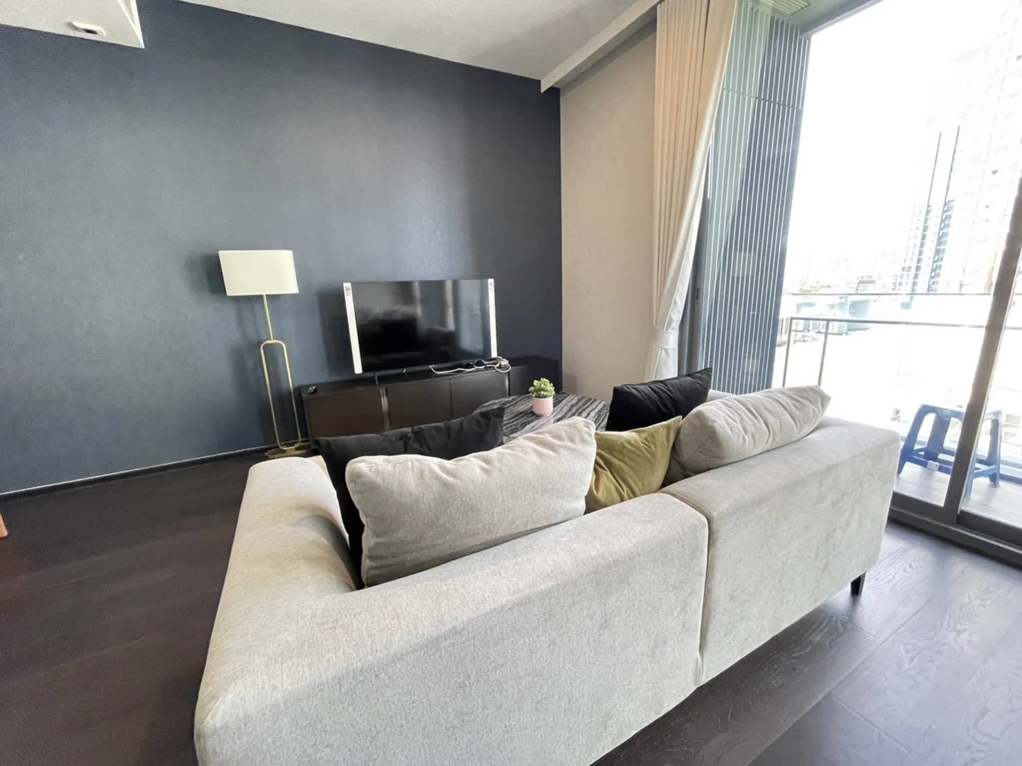 Laviq Sukhumvit 57 — photo 2