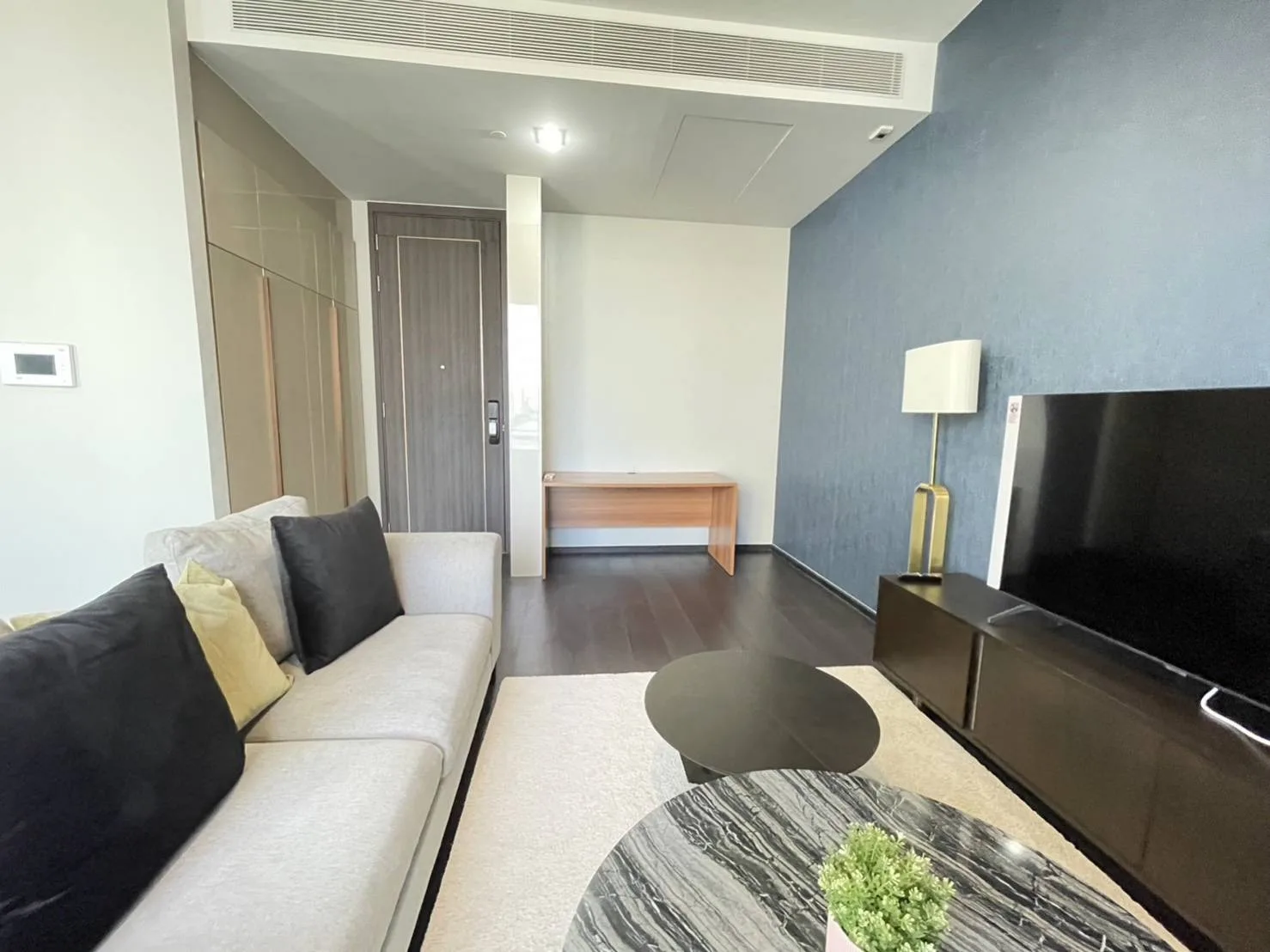 Laviq Sukhumvit 57 — photo 3