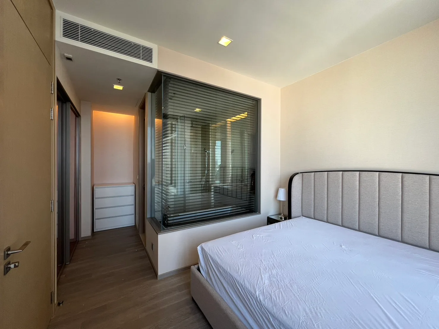 The Esse Asoke — photo 7