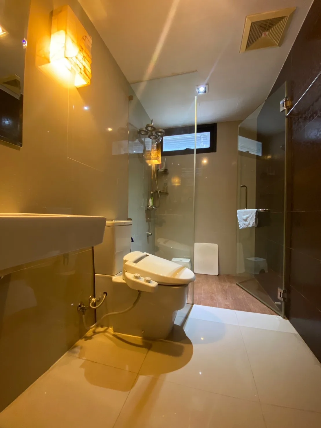 W 8 Thonglor 25 — photo 10