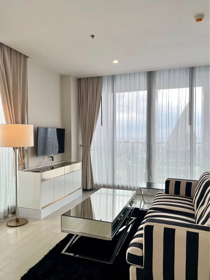Noble Ploenchit — photo 10