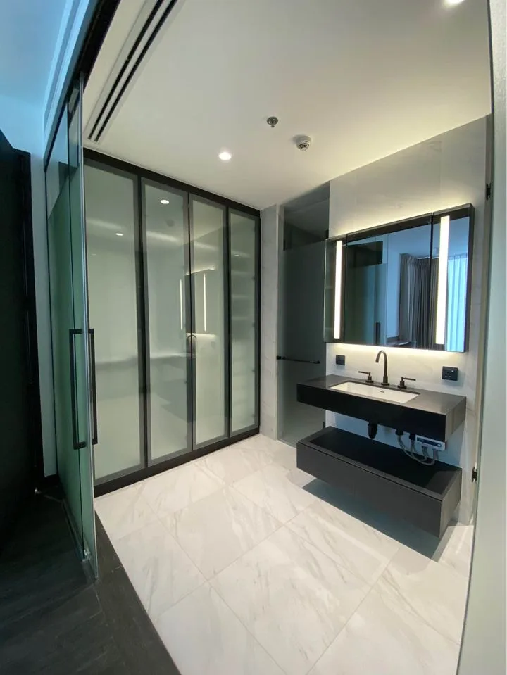 Tait Sathorn 12 — photo 13