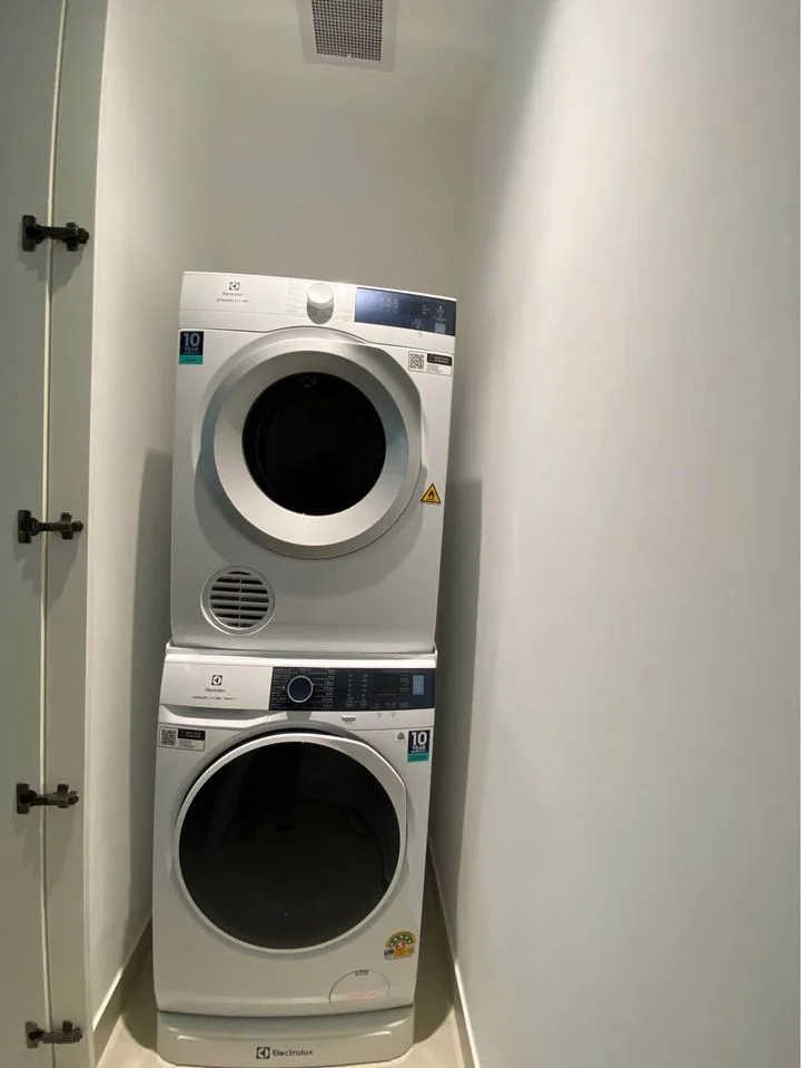Tait Sathorn 12 — photo 15
