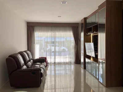 Baan Klang Muang Sukhumvit 77