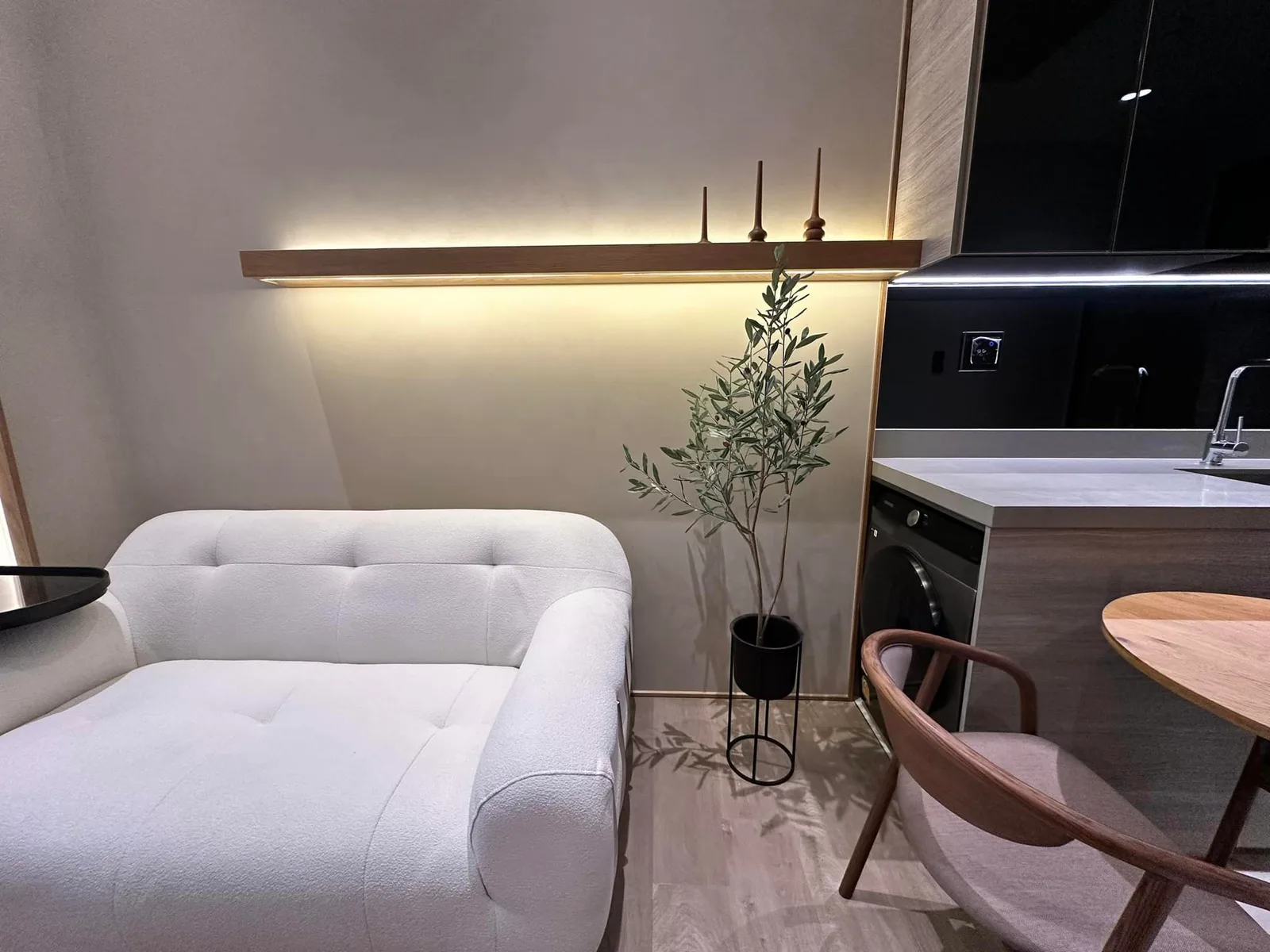 The Crest Park Residences — photo 2