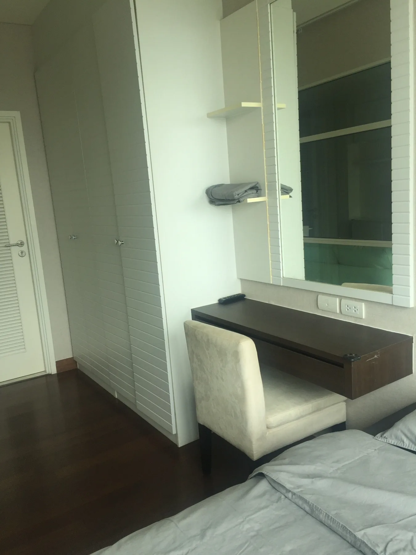 Ivy Thonglor — photo 12