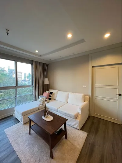 Pathumwan Resort
