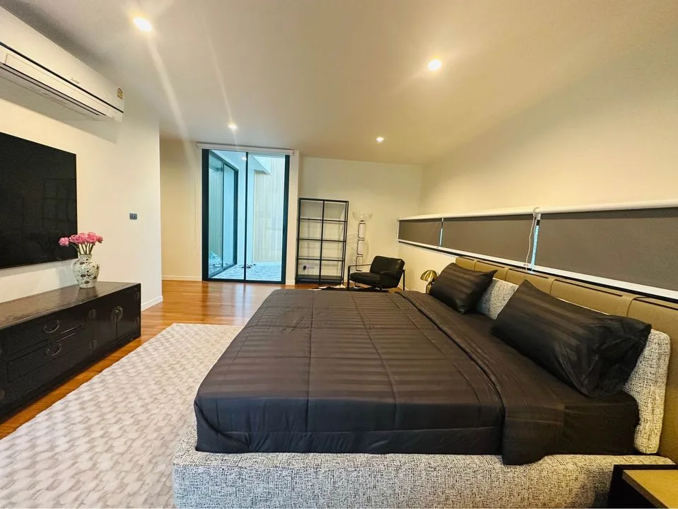 Townhome — photo 6