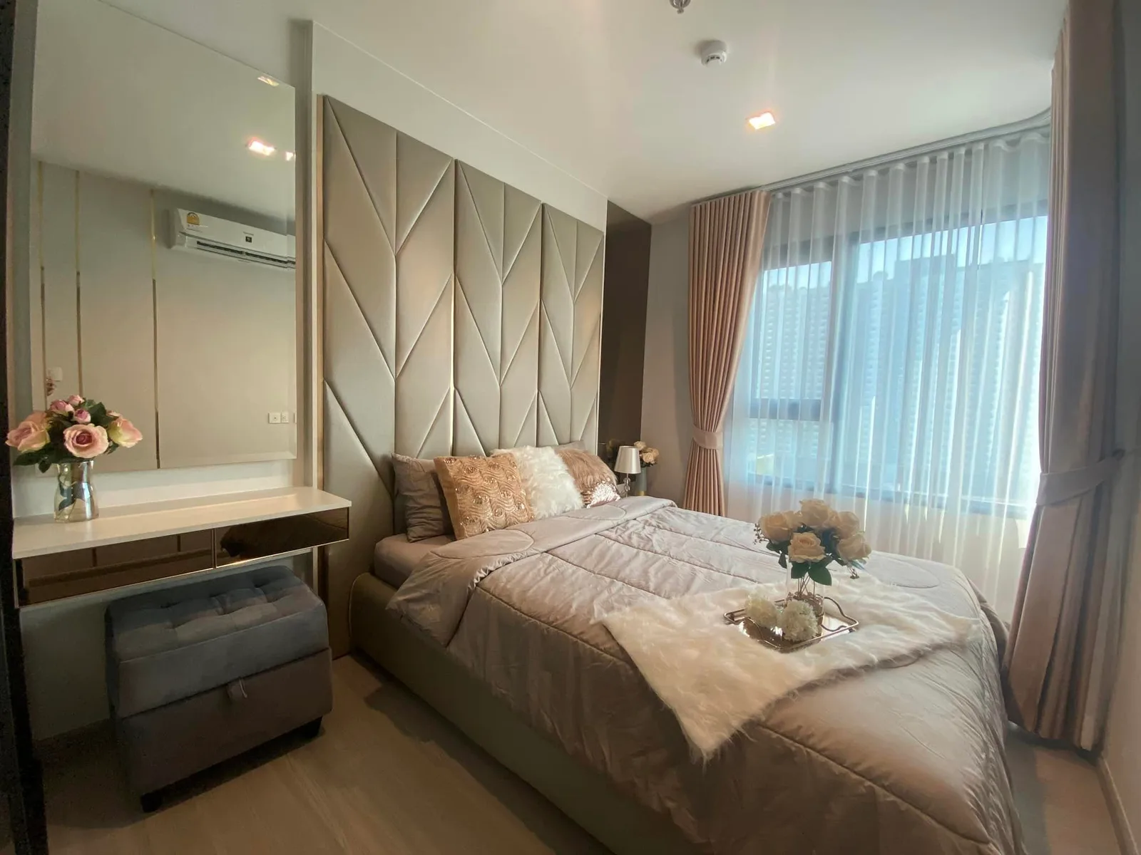 Life Sathorn Sierra — photo 8