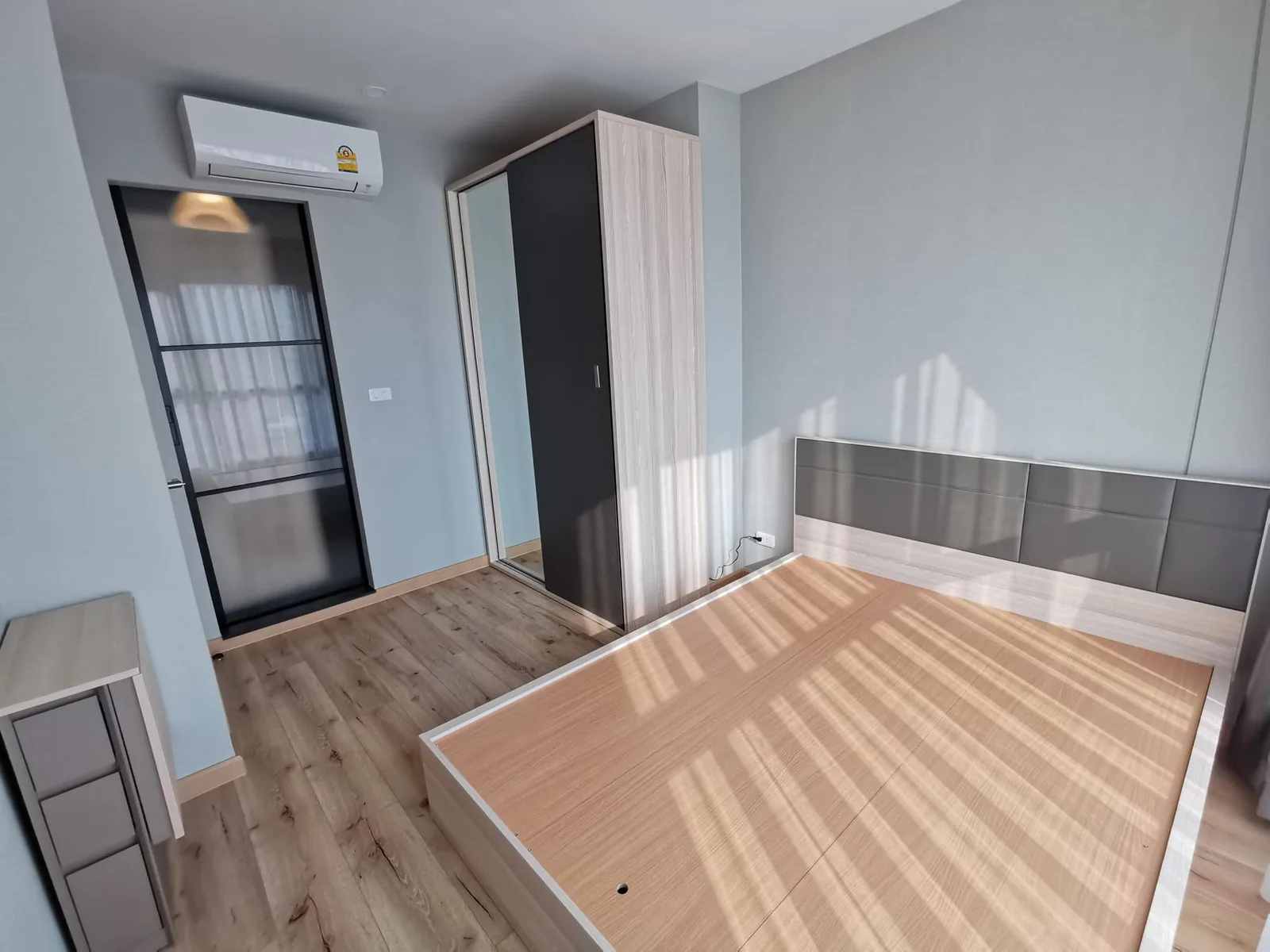 Brix Condominium — photo 2