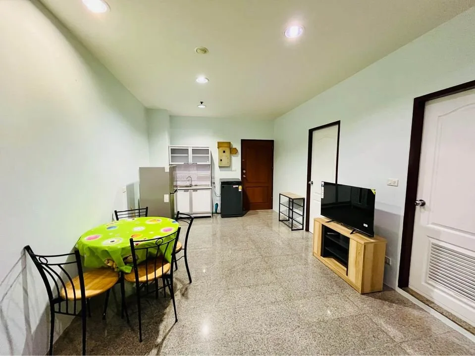 Sathorn House — photo 2